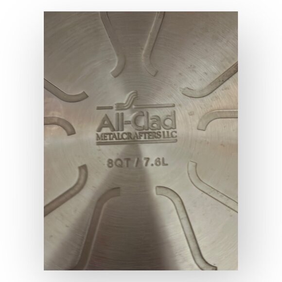 All Clad Non-Stick 8 Qt Stock Pot with Hard Anodized Aluminum - LID NOT INCLUDED - Picture 2 of 16